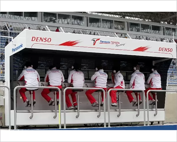 Formula One World Championship: Toyota pitwall gantry