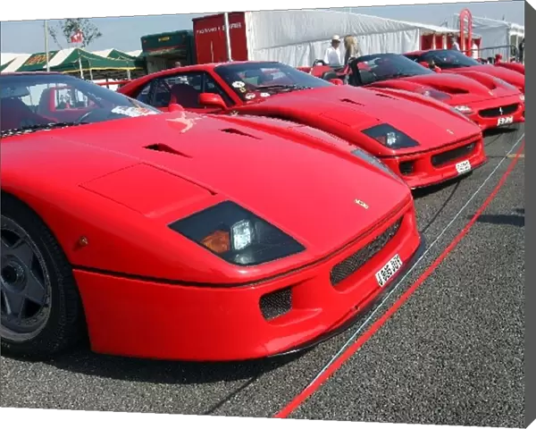 Silverstone Classic: Ferrari F40 display