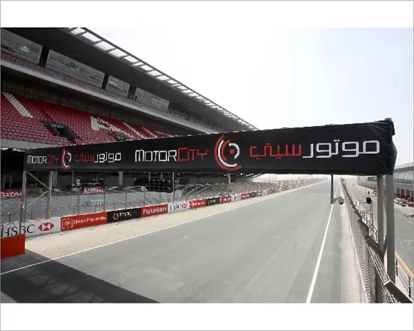 GP2 Asia Series: The Dubai Autodrome pit straight
