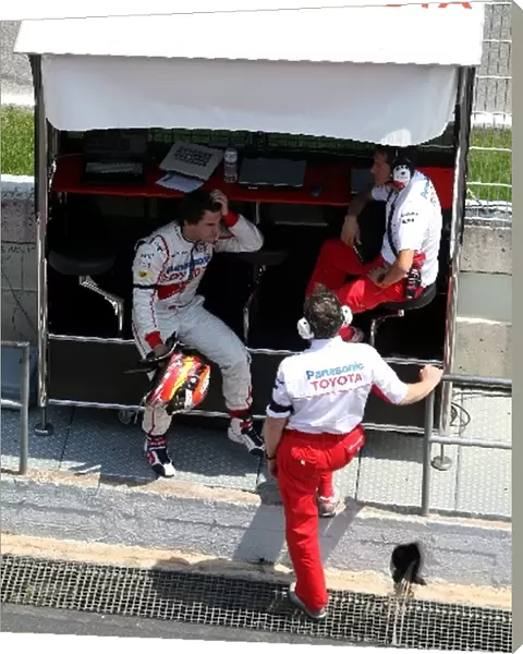 Formula One Testing: Timo Glock Toyota on the pitwall