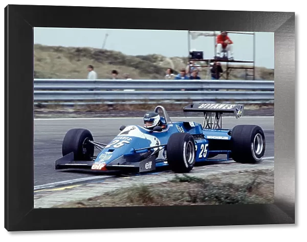 1983 Dutch Grand Prix. Zandvoort, Holland. 26-28 August 1983. Jean-Pierre Jarier (Ligier JS21 Ford). Ref-83 HOL 36. World Copyright - LAT Photographic