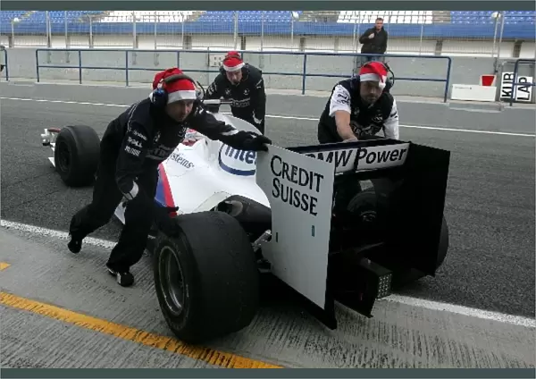 Formula One Testing: BMW Sauber mechanics gets into the Christmas Spirit