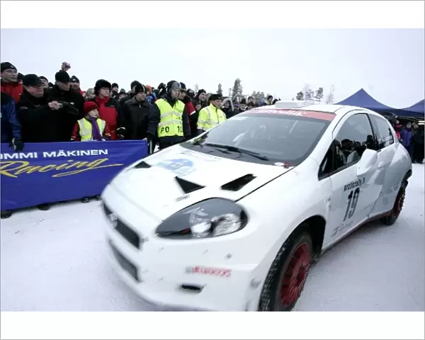 Arctic Rally: Kimi Raikkonen FFIAT Punto Abarth enters the Service Area