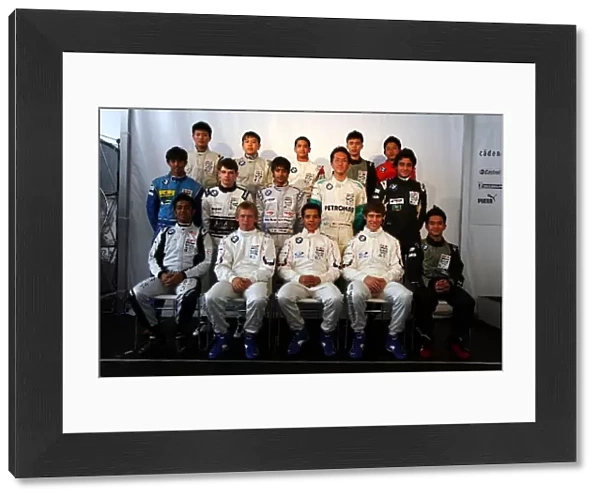 Formula BMW Pacific: The drivers group photograph