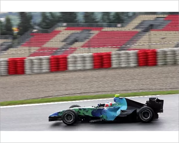 Formula One Testing: Rubens Barrichello Honda RA107