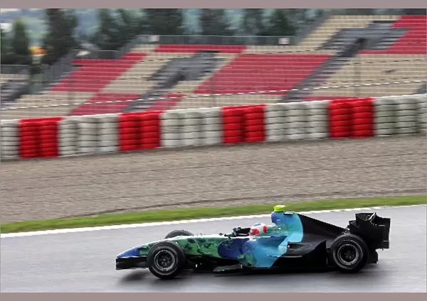 Formula One Testing: Rubens Barrichello Honda RA107