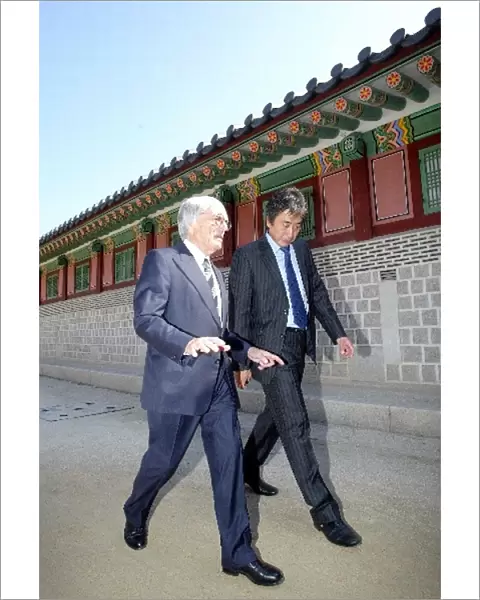 South Korean Grand Prix Press Conference: L-R: Bernie Ecclestone FOM President talks with Mr