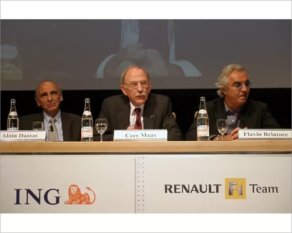ING Press Conference: Alain Dassas Renault F1 Team President, Cees Ms, Vice-Chairman Executive Board and CFO of ING Group and Flavio Briatore