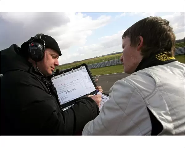 Formula 3 Testing: Anthony Hieatt RR Racing Team Manager with Mike Conway