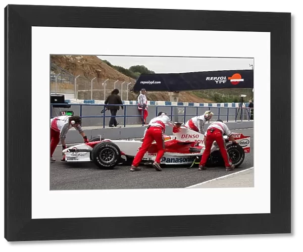 Formula One Testing: Kamui Kobayashi Toyota TF106