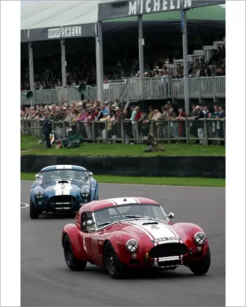 Goodwood Revival Meeting: Shaun Lynn  /  Jackie Oliver AC Cobra Le Mans Coupe