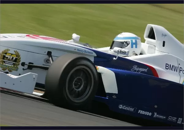 Formula BMW UK: Henry Surtees Carlin Motorsport