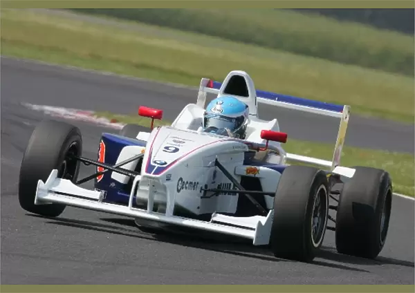 Formula BMW UK: Anthony Comas Victory Racing