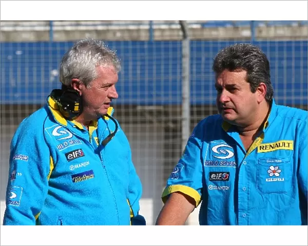 Formula One Testing: Pat Symonds Renault Executive Director of Engineering talks with Carlos Nunes, Renault
