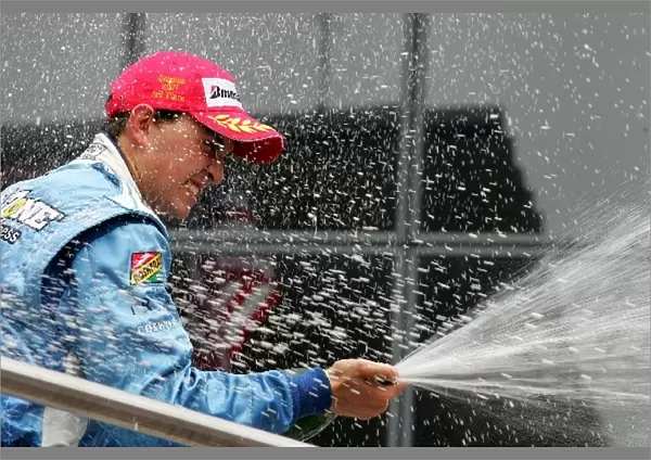 Champ Car World Series: Second placed Graham Rahal Newman Hs Lanigan Racing celebrates on the podium with the champagne