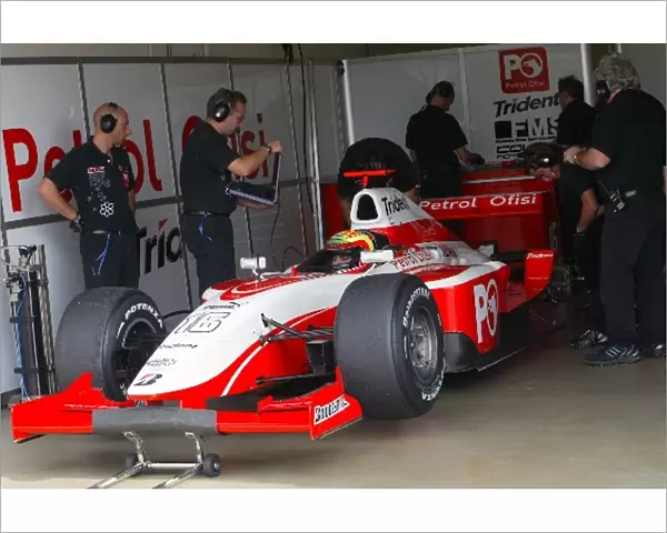 GP2 Testing: Antonio Pizzonia tests for Fisichella Motorsport International