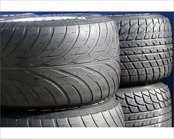 Formula One Testing: The different tread patterns of Bridgestone tyres