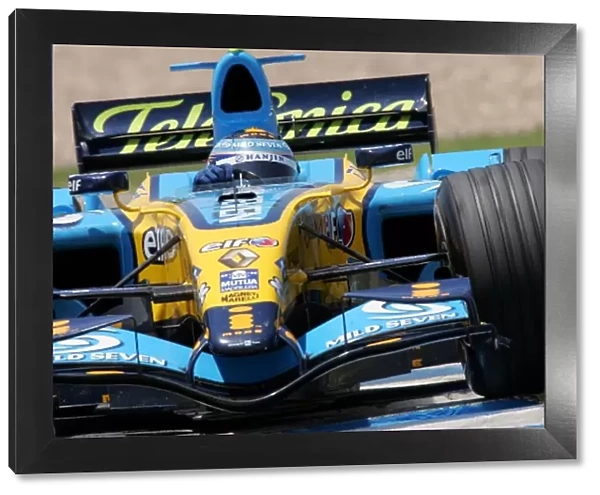 Formula 1 Testing: Heikki Kovalainen Renault R26