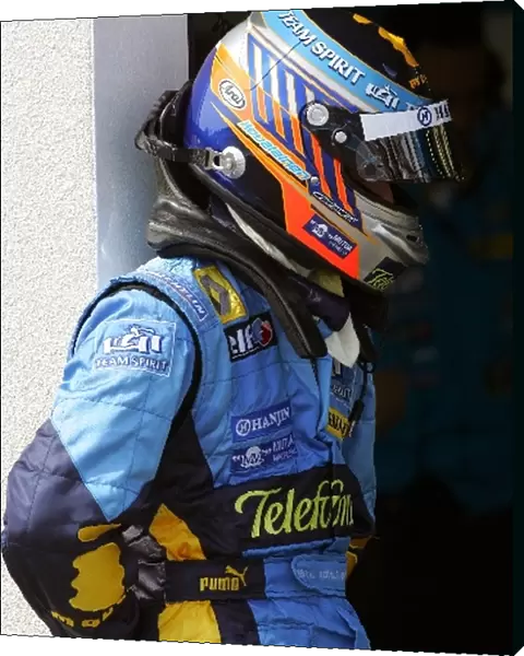 Formula One Testing: Heikki Kovalainen Renault