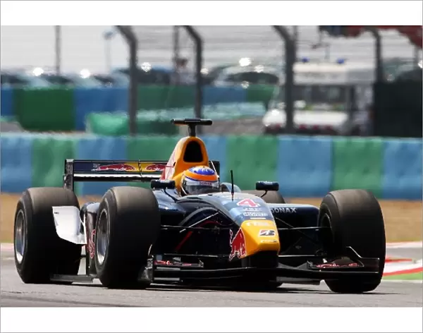 GP2 Series: Neel Jani Scuderia Toro Rosso STR01 Third Driver