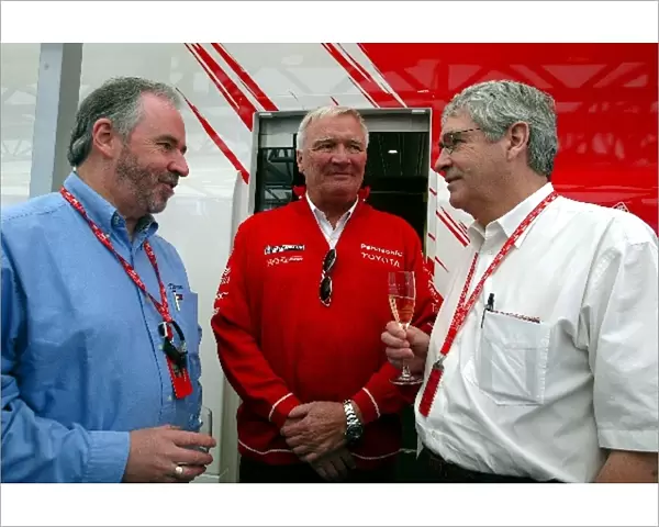 Formula One World Championship: Maurice Hamilton Journalist, Ove Andersson President Panasonic Toyota Racing and Mike Doodson Journalist, who