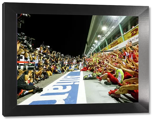 F1 Formula 1 Formula One Gp Sgp Portrait Atmosphere