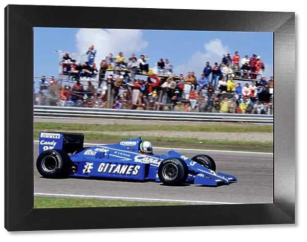 1985 Dutch Grand Prix. Zandvoort, Holland. 23rd - 25th August 1985. Andrea de Cesaris (Ligier JS25 Renault), retired, action. World Copyright: LAT Photographic. Ref: 85 HOL 43