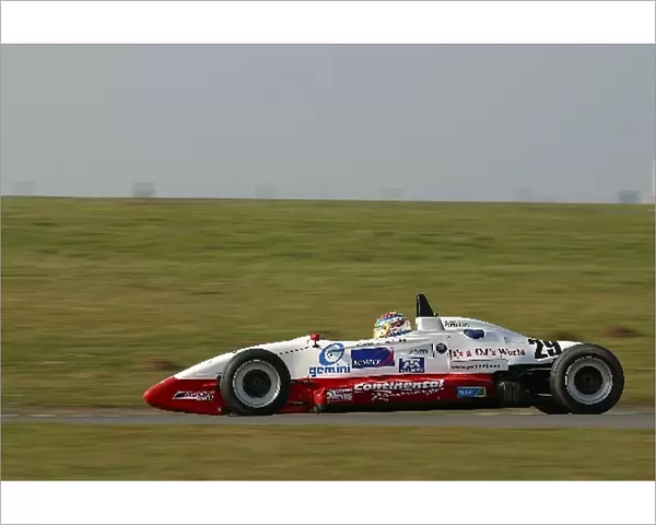 Formula Ford Testing: Mauricio Godinez C. Continental Racing