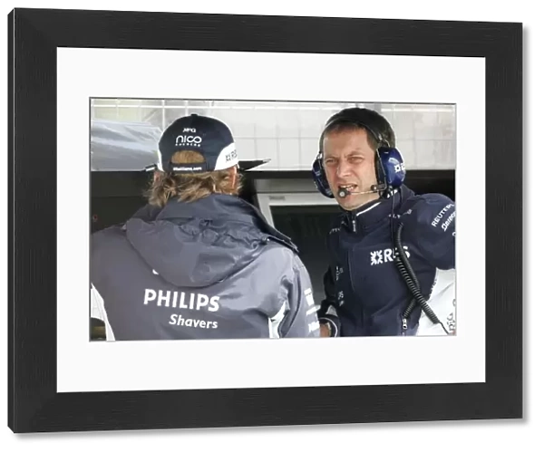 Formula One Testing: Nico Rosberg Williams speaks with Tony Ross Williams Race Engineer
