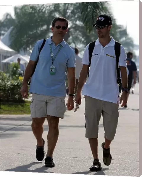 Formula One World Championship: Didier Poulmaire, Manager of Tiago Monteiro Jordan with Tiago Monteiro Jordan
