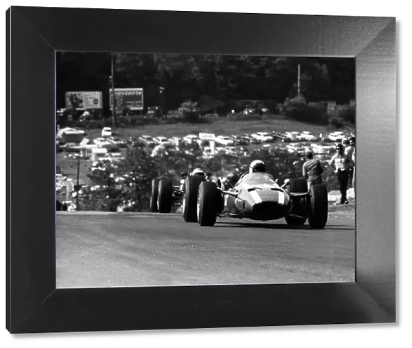 1967 Belgian Grand Prix. Spa-Francorchamps, Belgium. 18 June 1967. Jo Bonnier, Cooper T81-Maserati, retired, action. World Copyright: LAT Photographic Ref: Autosport b&w print
