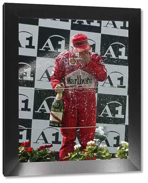 2002 Austrian Grand Prix - Sunday Race A1-Ring, Zeltweg, Austria. 12th May 2002. World Copyright: LAT Photographic. ref: Digital Image Only