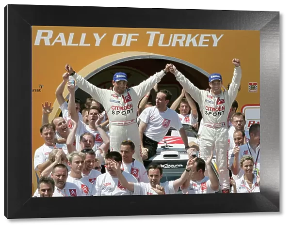 2004 FIA World Rally Champs. Round seven, Rally Turkey. 24th- 27th June 2004. Sebastien Loeb, Citroen, podium World Copyright: McKlein / LAT