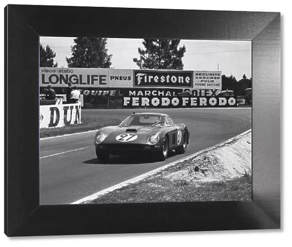 1964 Le Mans 24 Hours. Le Mans, France. 20th - 21st June 1964. Fernand Tavano / Bob Grossman (Ferrari 250 GTO), 9th position, action. World Copyright: LAT Photographic. Ref: 25053