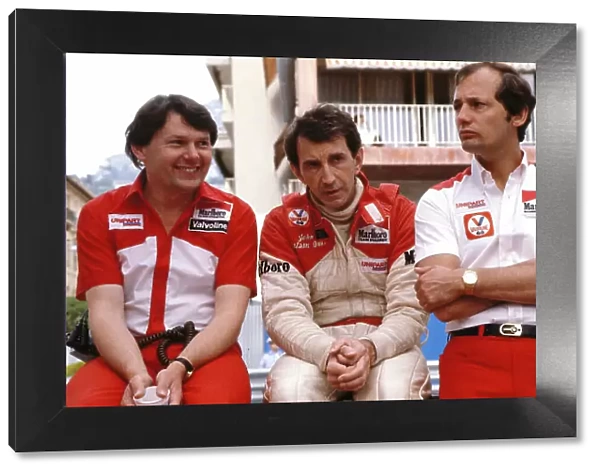 1981 Monaco Grand Prix. Monte Carlo, Monaco. 29-31 May 1981. John Watson (McLaren Ford) with team boss Ron Dennis and chief designer John Barnard. Ref-81 MON 37. World Copyright - LAT Photographic