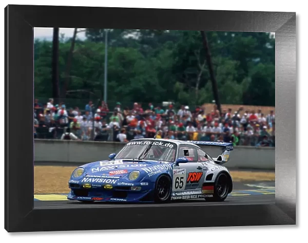 1998 Le Mans 24 hours. Le Mans, France. 6th - 7th June 1998. Andre Ahrle  /  Robert Schirle  /  David Warnock (Porsche 911 GT2), 22nd position, action. World Copyright: LAT Photographic
