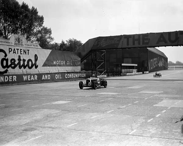 Brooklands Events 1936: LCC Relay Race