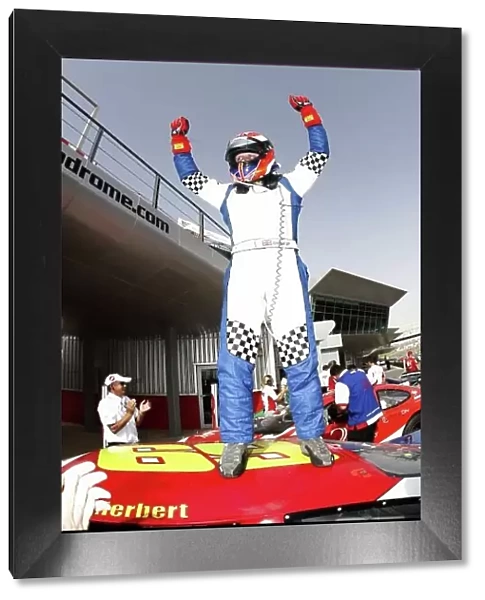2008 Speedcar Series Round 5. Dubai. Dubai Autodrome. 11-12th April. Johnny Herbert Speedcar Champion parc ferme. World Copyright: Andrew Ferraro / LAT Photographic ref: _H0Y7762.jpg