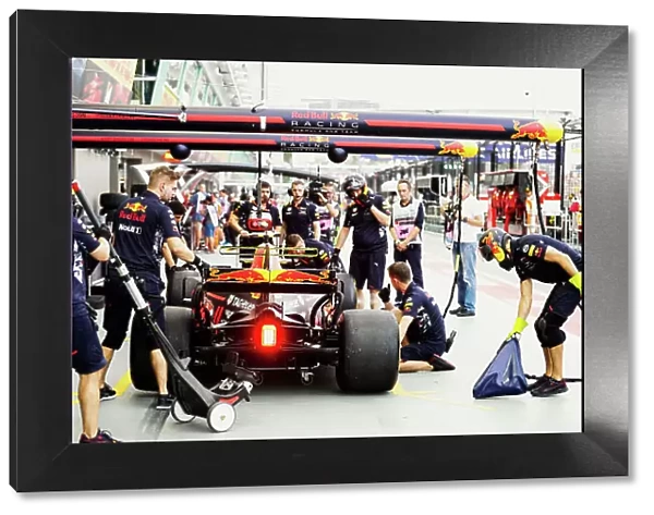 F1 Formula 1 Formula One Gp Portrait Pit Stops
