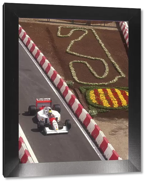 1992 Spanish Grand Prix. Barcelona, Spain. 1-3 May 1992. Ayrton Senna (McLaren MP4 / 7A) 9th position. Ref-92 ESP 10. World Copyright - LAT Photographic