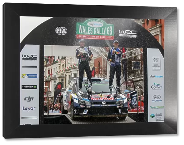 2016 FIA World Rally Championship, Round 13, Wales Rally GB 2016 October 27 - 30, 2016 , Sebastien Ogier, Julin Ingrassia, Podium Worldwide Copyright: McKlein / LAT