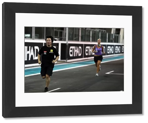 Formula One World Championship: Runners at the finish of the Runthattrack group run