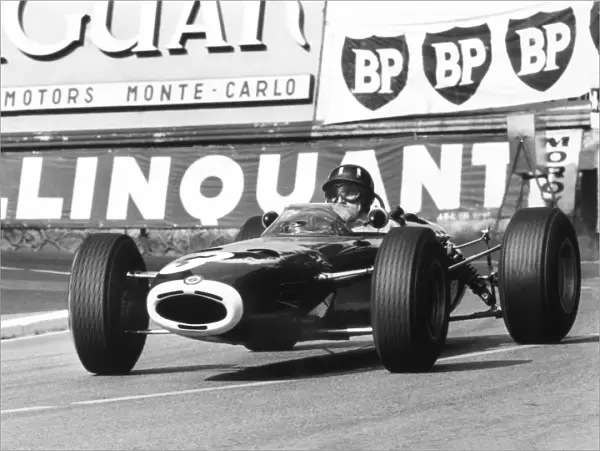 1965 Monaco Grand Prix - Graham Hill: Graham Hill, BRM P261, 1st position, action