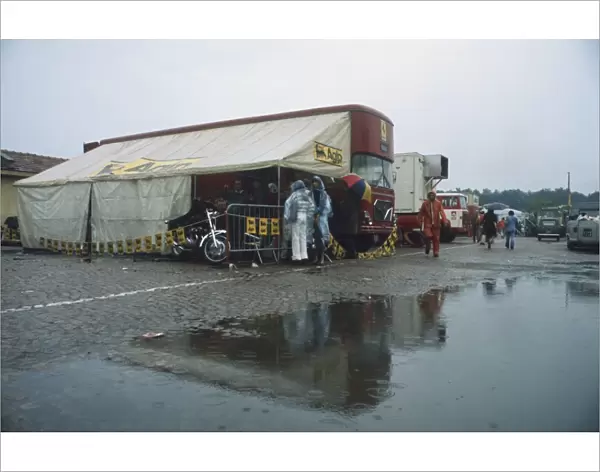 1975 Italian Grand Prix: The Ferrari transporter and hospitality unit in the paddock, atmosphere