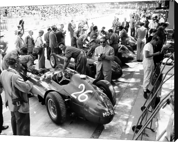 1956 Monaco Grand Prix: Peter Collins  /  Juan Manuel Fangio, Lancia-Ferrari D50, 2nd position, in the pits, atmosphere