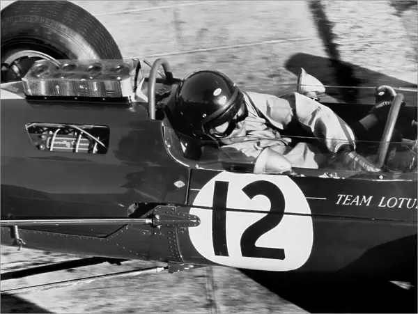 1964 Monaco Grand Prix - Jim Clark: Jim Clark, Lotus 25-Climax, 4th position, action