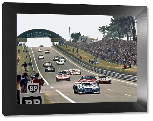 1977 Le Mans 24 Hours: Tony Charnell  /  Ian Bracey  /  John Hine retired, action