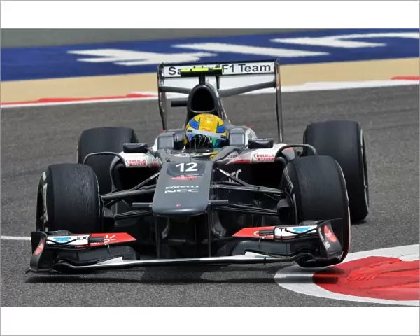 Formula One World Championship: Esteban Gutierrez Sauber C32