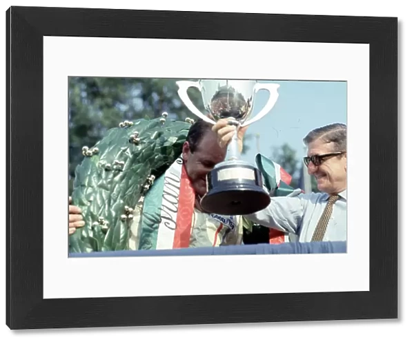 Italian Grand Prix, Monza 8th September 1968 Rd: Denny Hulme, McLaren M7A