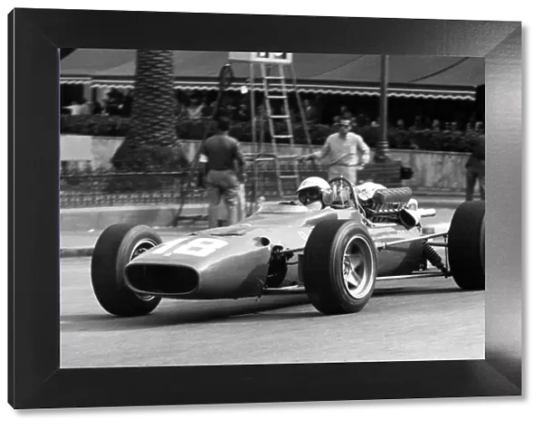 Monte Carlo, Monaco. 7 May 1967: Lorenzo Bandini, Ferrari 312, fatal accident, action